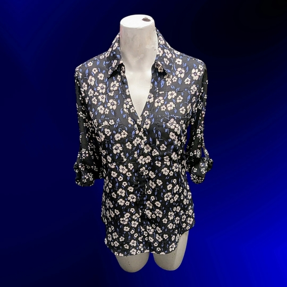 Women's Express Button Down Blouse - Picture 2 of 5